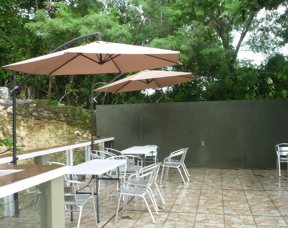 White Rock Lodge 누사두아 게스트하우스